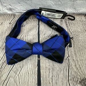 J. Ferrar JF Men’s Pre-Tied Plaid Bow Tie Adjustable Neck Royal Blue & Black NWT